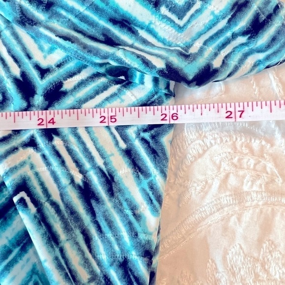 JM Collection multi colored blouse Tie Dye geometric print size 3X - Picture 8 of 9